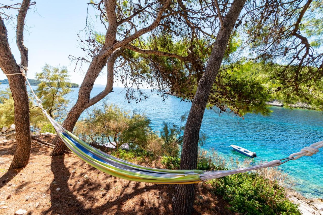 Apartments By The Sea Cove Zaglav, Korcula - 12208 بريسبا المظهر الخارجي الصورة